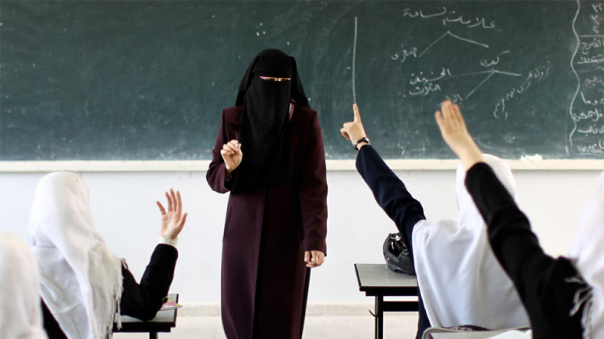 Palestinian teachers return to Kuwait after 25 years