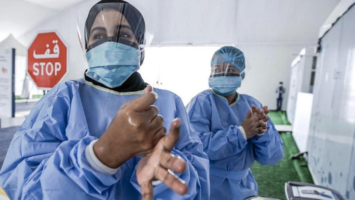 UAE, registers, 100,000, Covid-19 infections, coronavirus, Covid-19 recoveries,