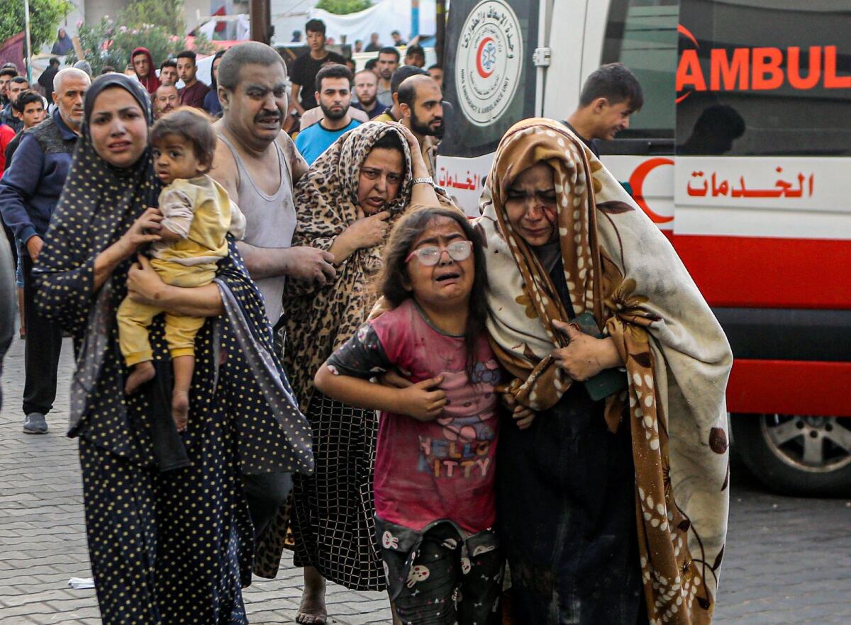 Wounded Palestinians arrive to al-Shifa hospital, following Israeli airstrikes on Gaza City, central Gaza Strip, Monday, Oct. 16, 2023. Photo: AP