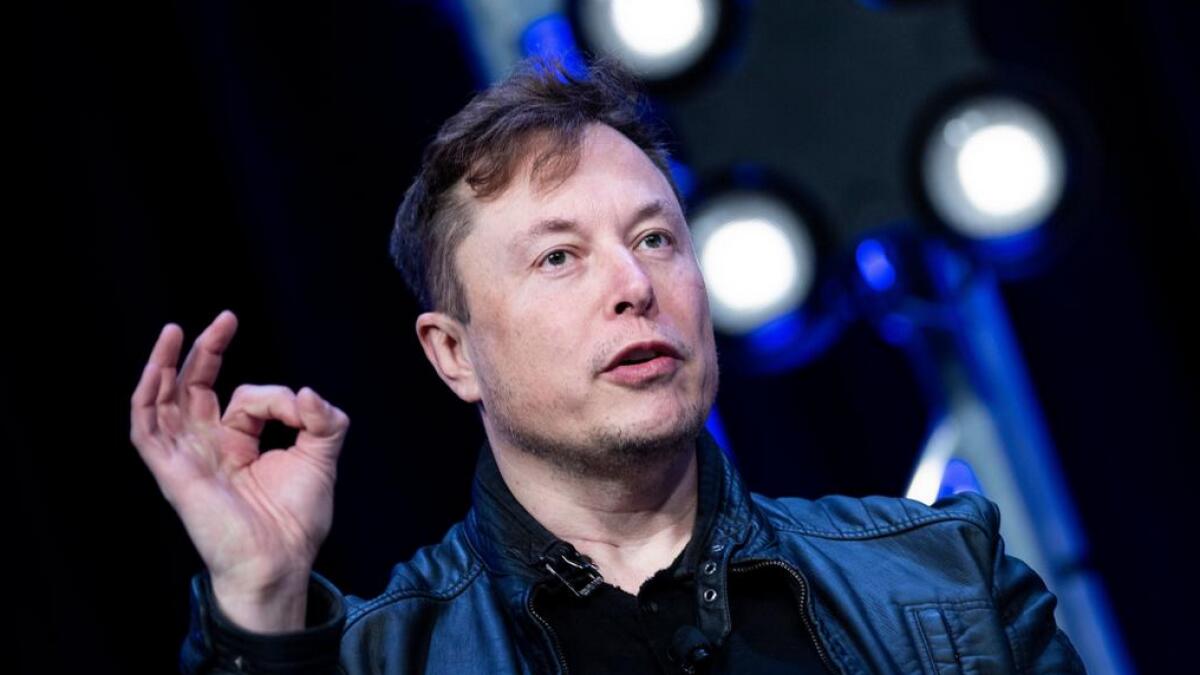 Elon Musk, SpaceX, Tesla, Neuralink