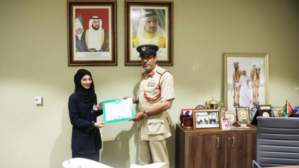 Emirati lady cop helps Indian woman deliver baby at Dubai airport