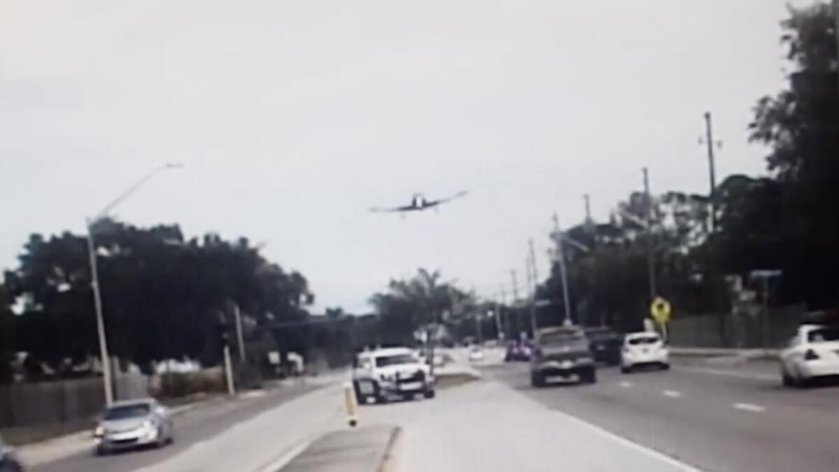 Video: Plane in Florida flies dangerously low before crashing