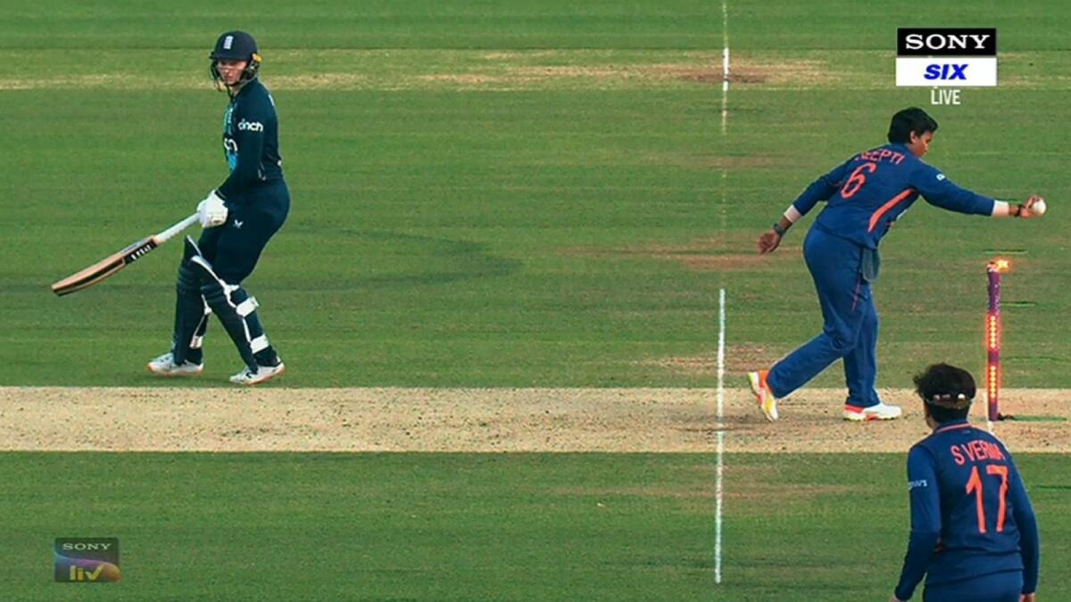 Indian bowler Deepti Sharma decided to remove the bails at the non-striker's end after Charlie Dean backed up too far. (Twitter)