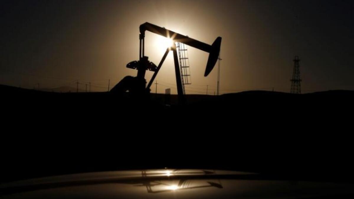 Oil prices slide over Middle East rift 