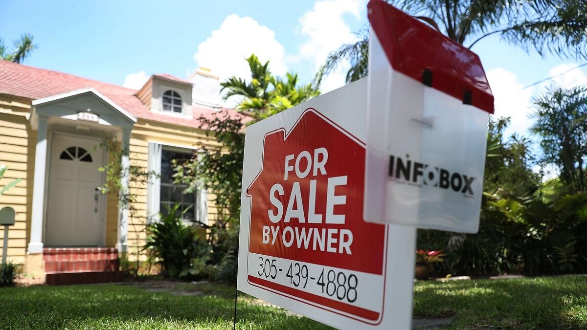 New home sales in US fall sharply