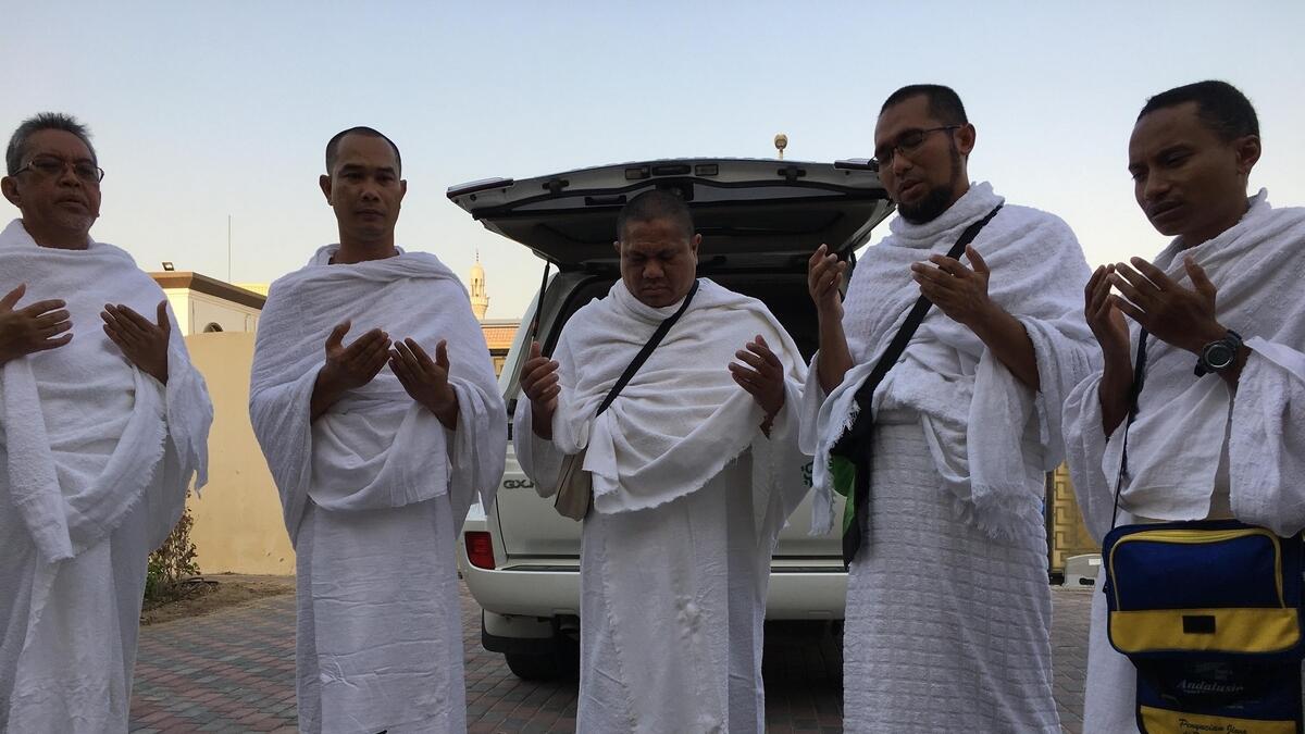 Malaysian pilgrims travel to Makkah by land