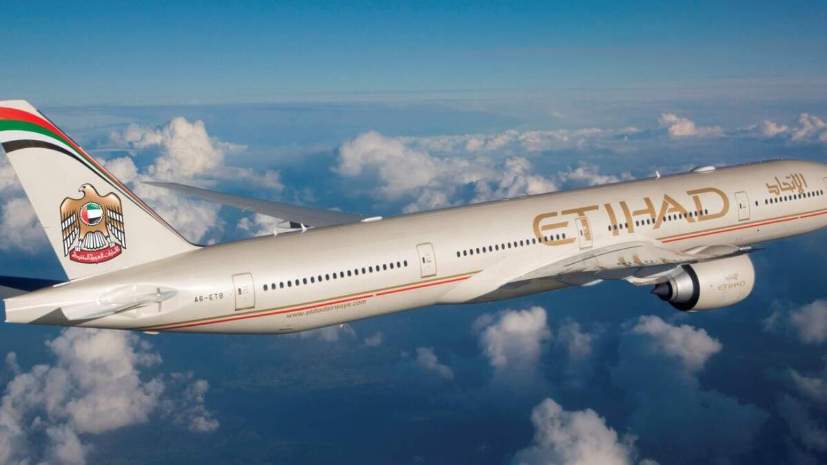 Etihad not planning to use cash pile for new planes