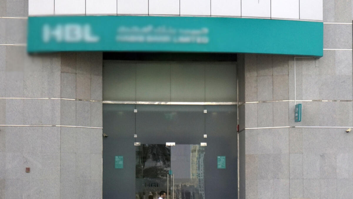 UAE bank robbed in broad daylight by masked men