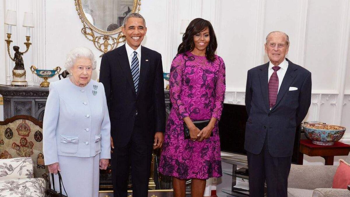 Obamas royal holiday: Lunch with queen, dinner with princes
