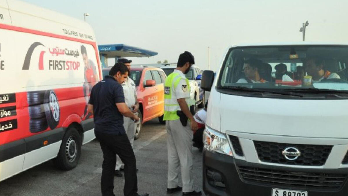 2 die in 7 UAE tyre-related traffic accidents