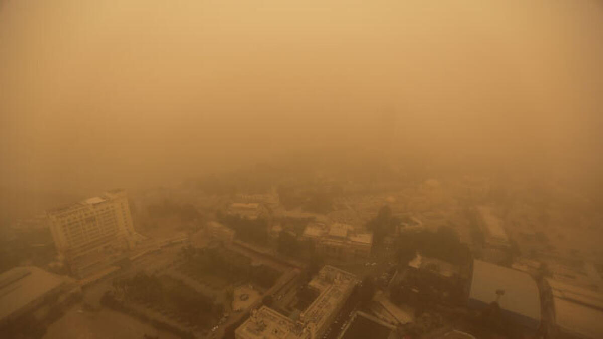 Egypt sees sandstorm and earthquake on same day
