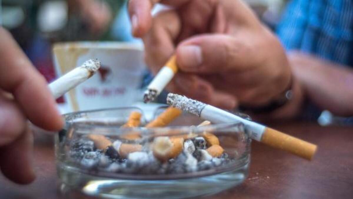 Maharashtra govt wants vendors to quit selling loose cigarettes, beedis