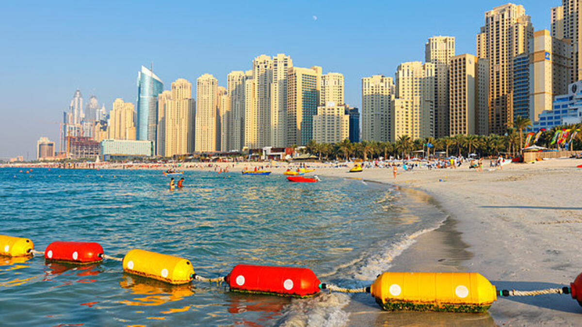 Have you noticed change in sea colour at Dubais Jumeirah beach?