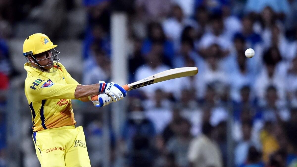 Dhoni becomes first Indian to hit 200 IPL sixes