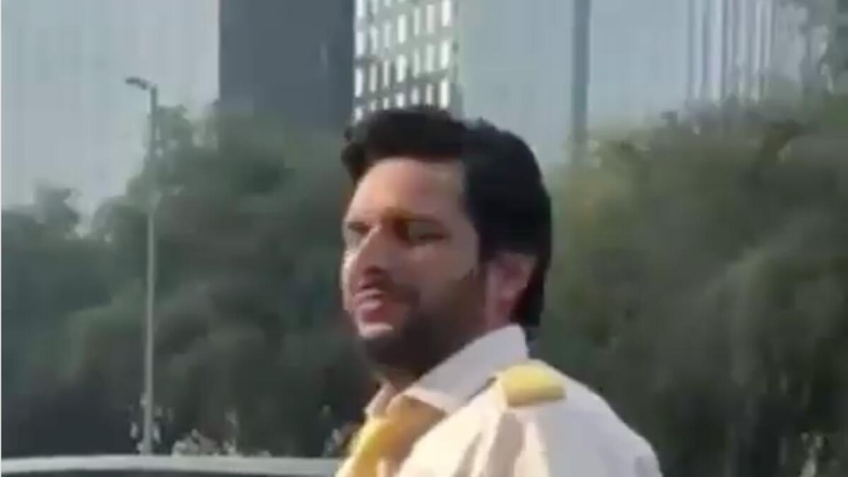 Video: When Shahid Afridi turned taxi driver in Dubai
