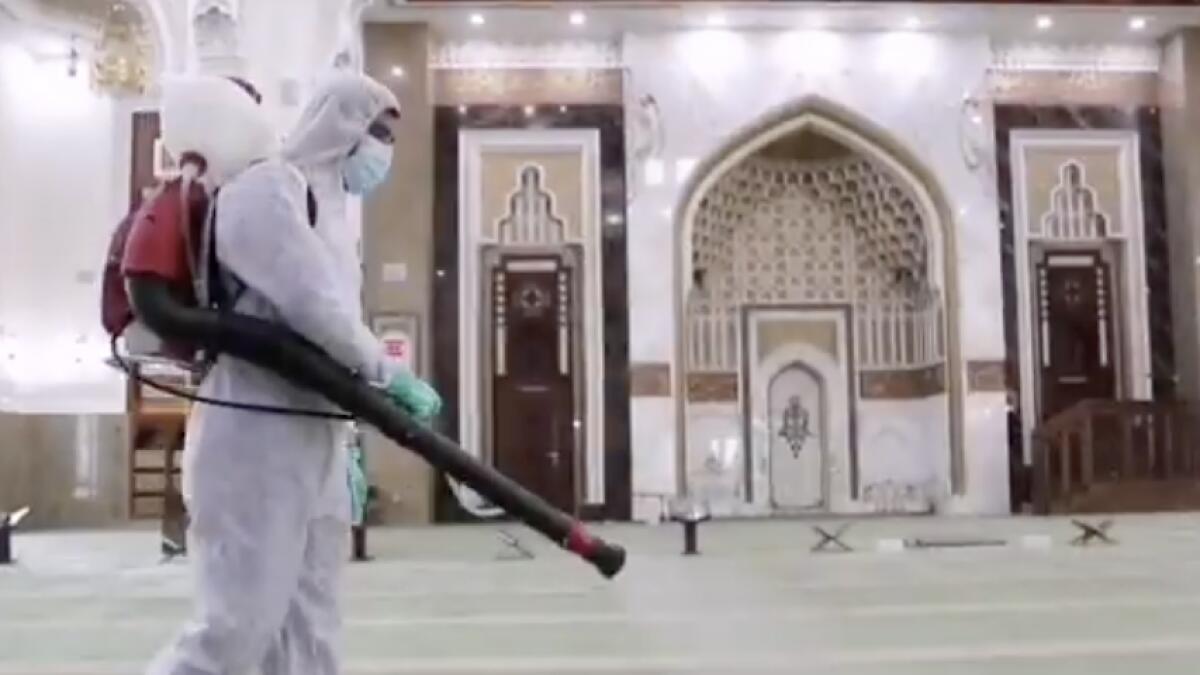 dubai mosques, dubai sterilisation, covid-19, coronavirus, uae mosques reopen