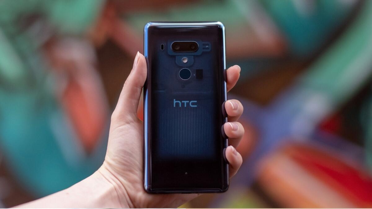What squeeze? HTC is alive and doing well
