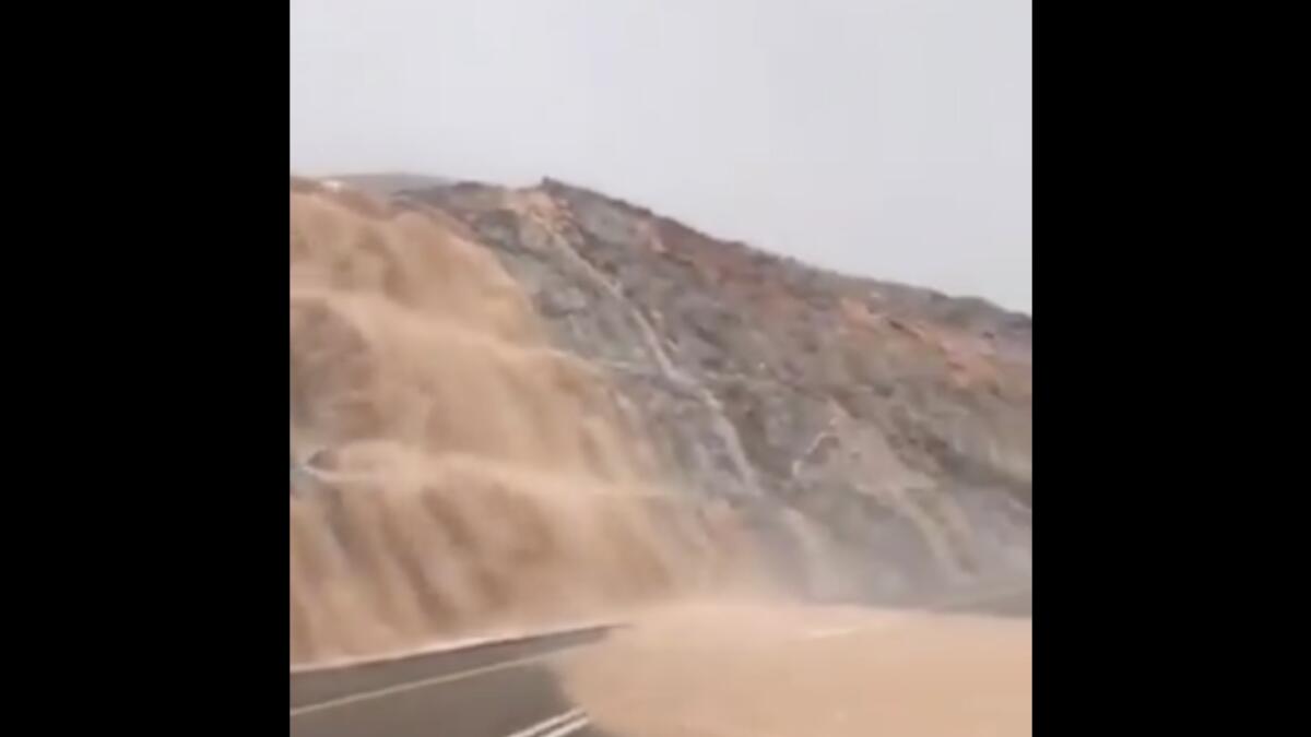 Roads to Jebel Jais closed due to bad weather
