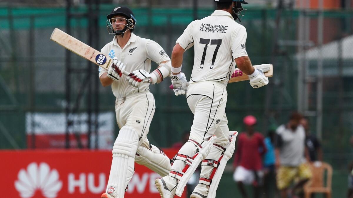 Fifties from De Grandhomme and Watling give New Zealand lead of 138