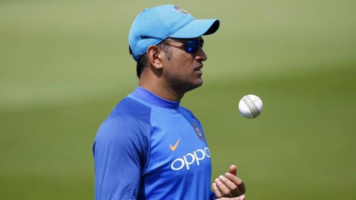 Pant gets ODI call as India prepare Dhonis succession plan
