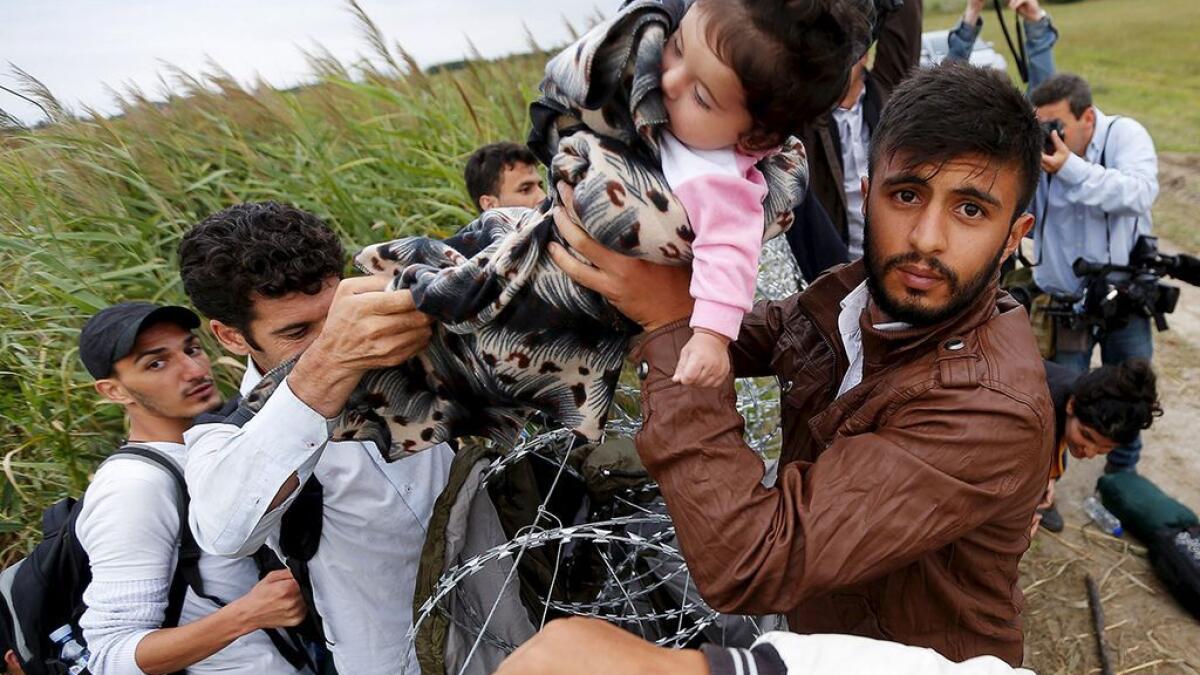 US to accept 10,000 Syrian refugees - White House 