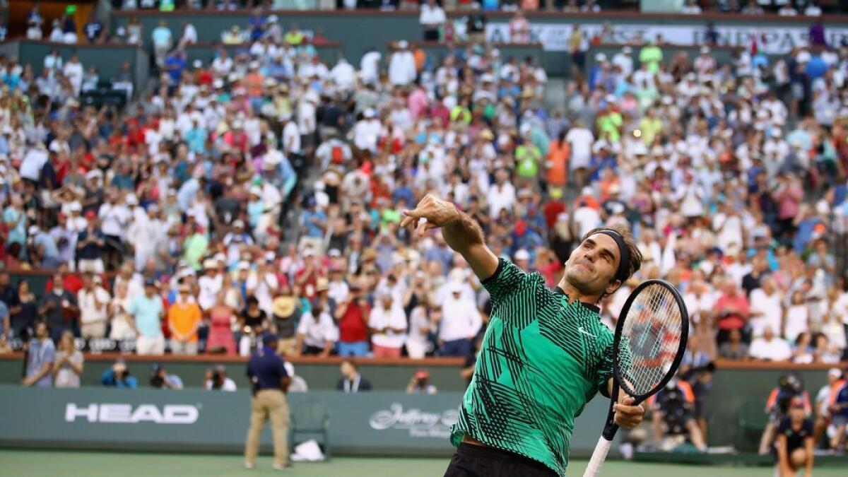 Federer eases past Nadal; Kyrgios stuns Djokovic 