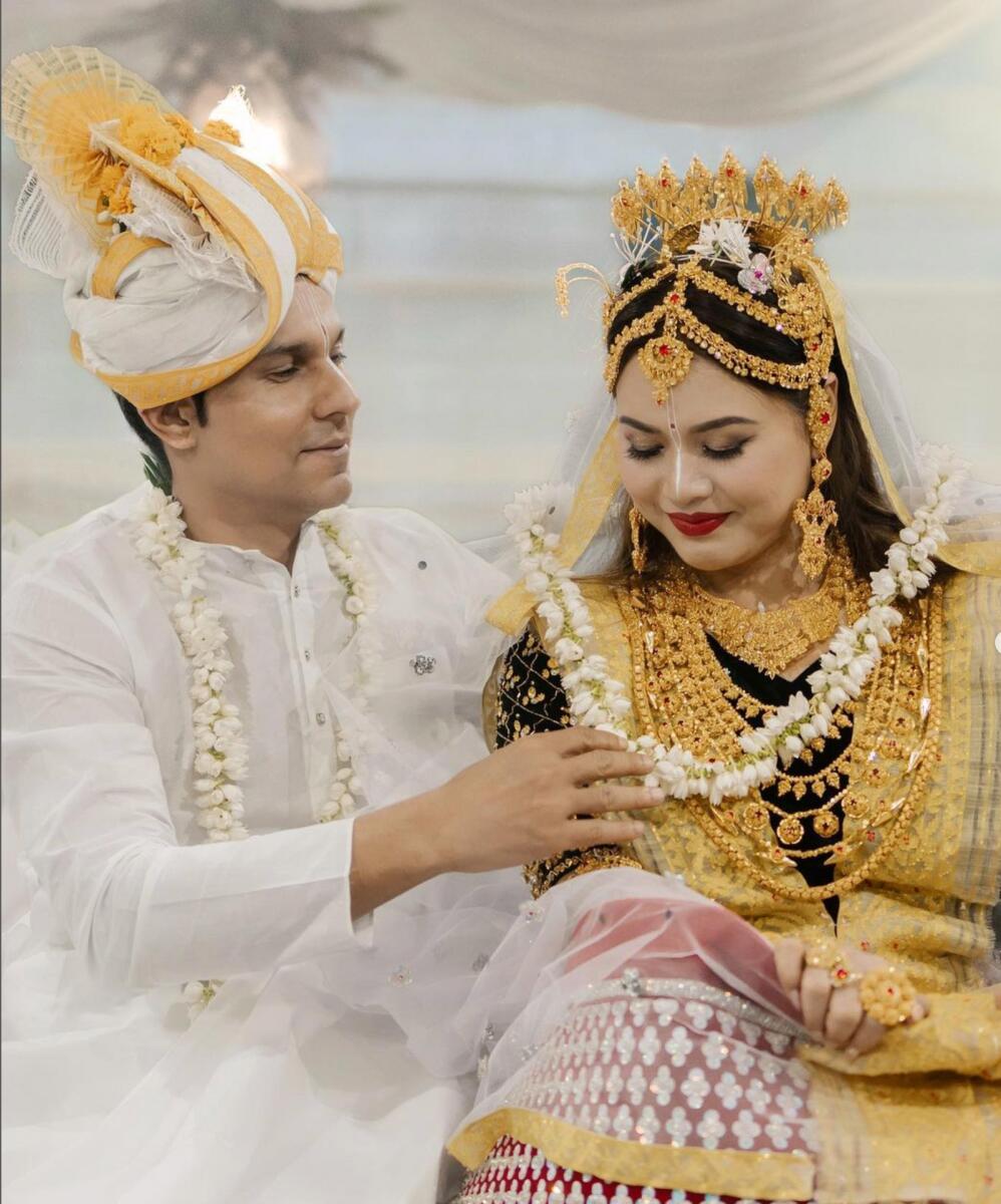 Randeep Hooda posts wedding pictures with Lin Laishram