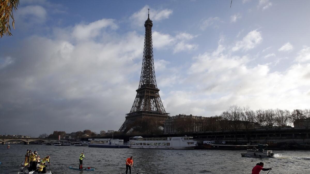 Eiffel Tower closed down after intruder tries to climb up 