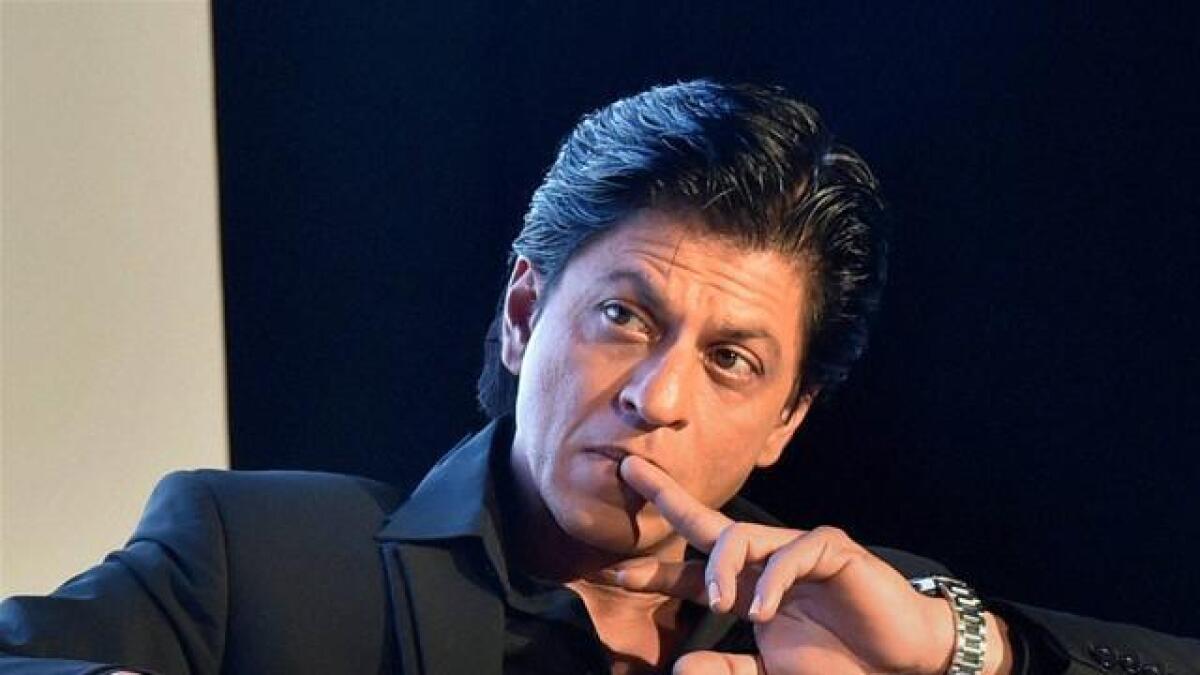 Police sends summons to Shah Rukh Khan 
