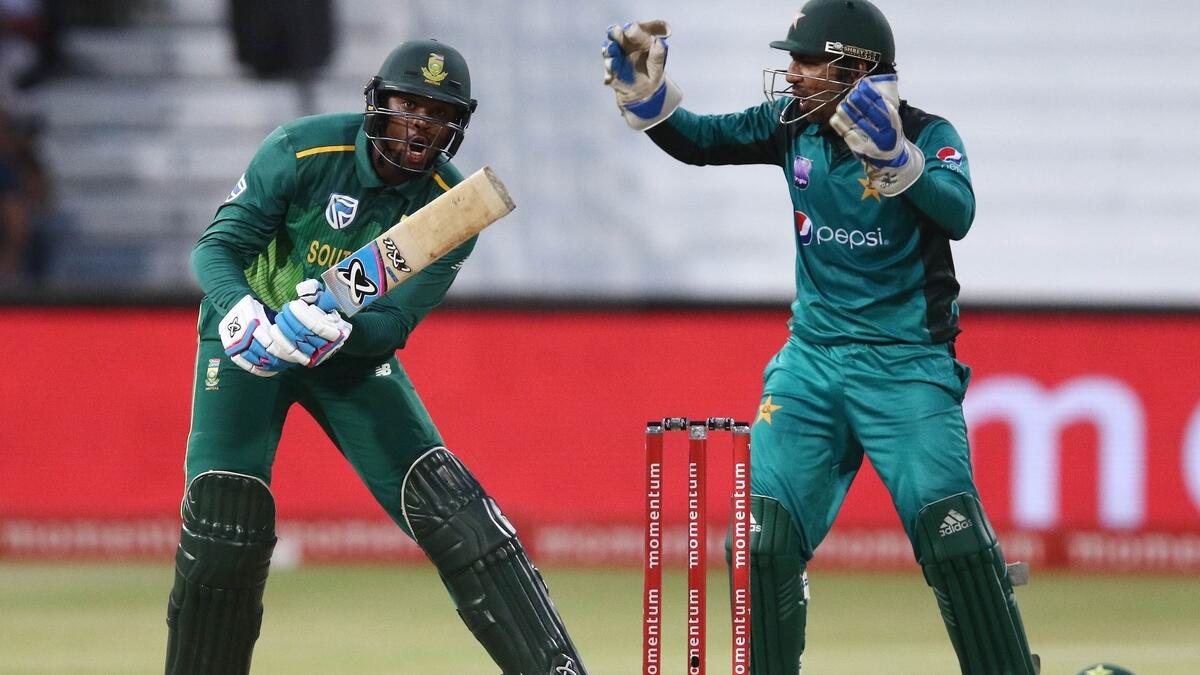 S. Africa beat Pakistan to level series