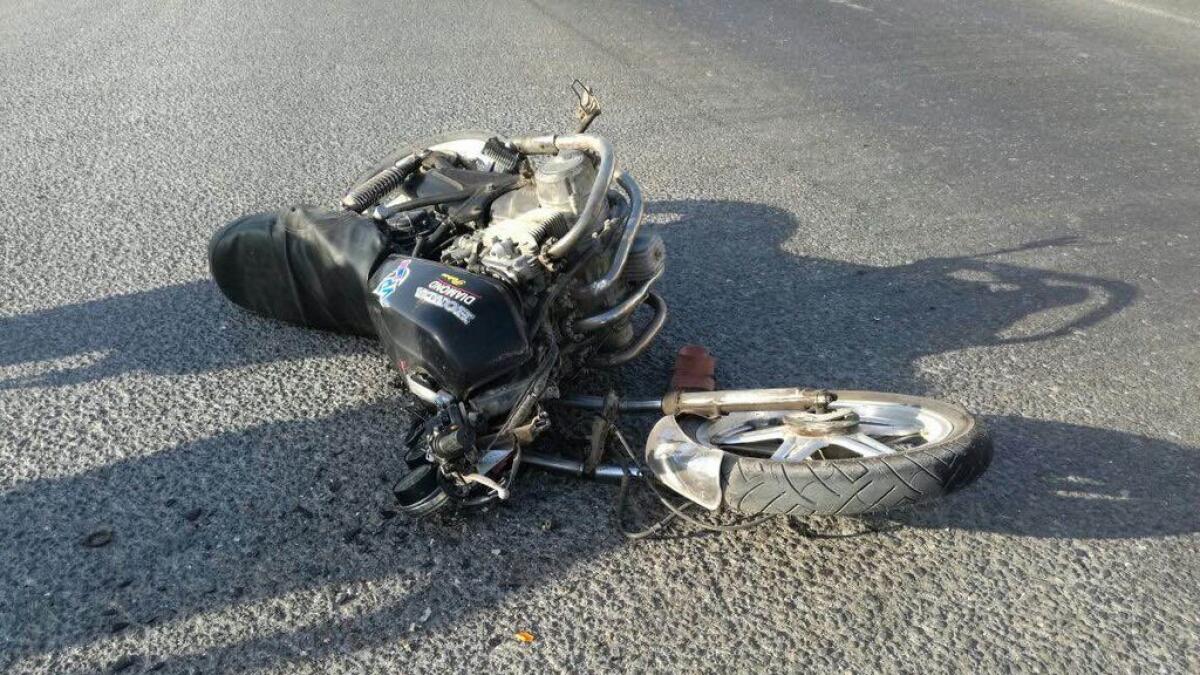 Emirati youth dies on spot in bike-bus collision