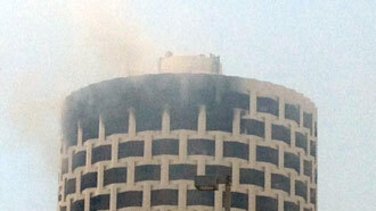 4 people injured as fire spreads to six apartments in Abu Dhabi