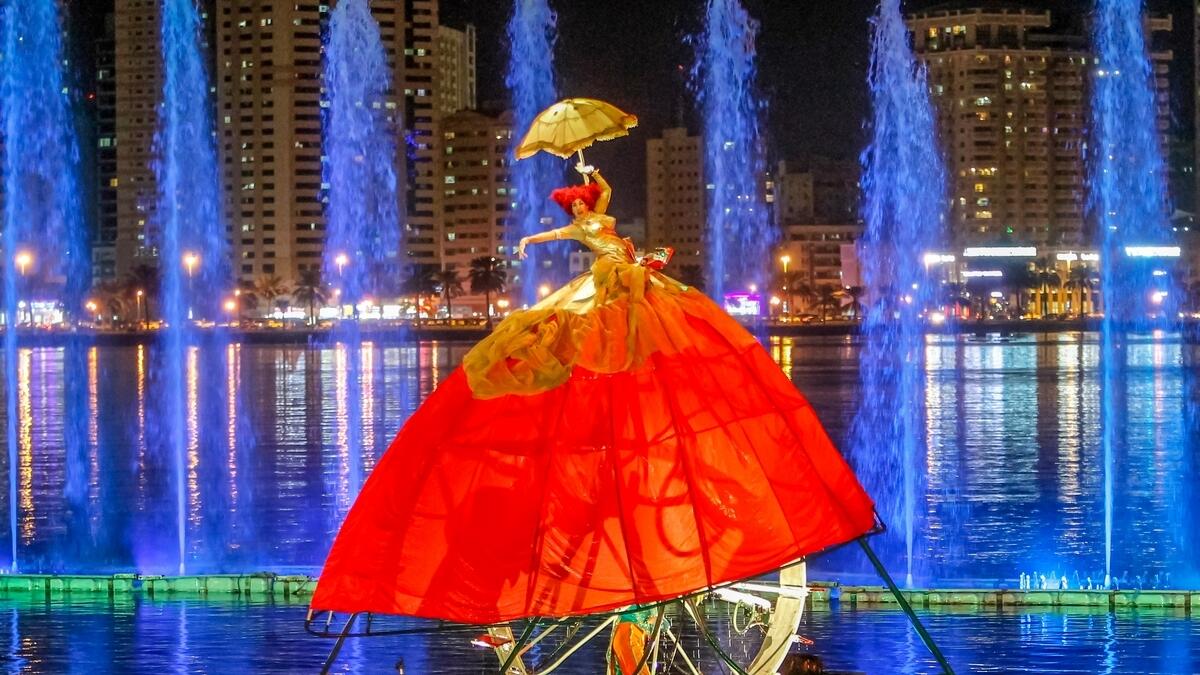 Artist performing AQUATIC PARADE at Al Majaz Waterfront is a part of Sharjah Light Festival 2019 in Sharjah – Photo by M. Sajjad/Khaleej Times