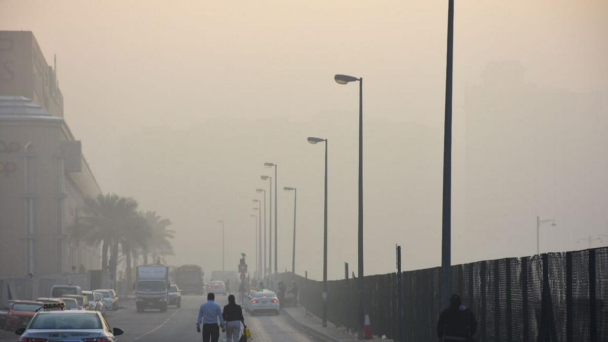 Weather: Thick fog blankets UAE, visibility less than 200m