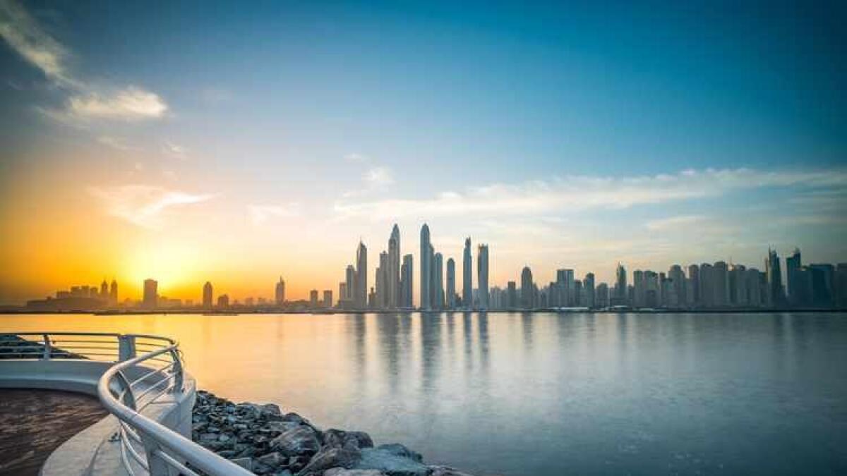 Hazy, hot to very hot weather to continue in UAE