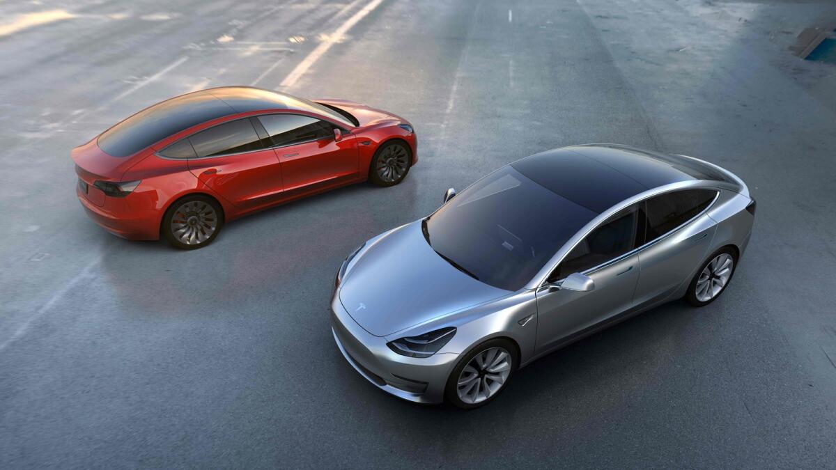 Teslas Model 3 gets over 325,000 orders
