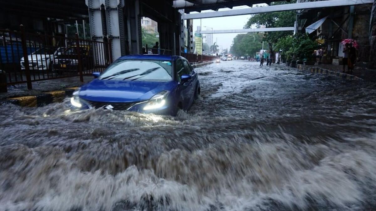 Mumbai rain: Heavy downpour brings city to a halt  
