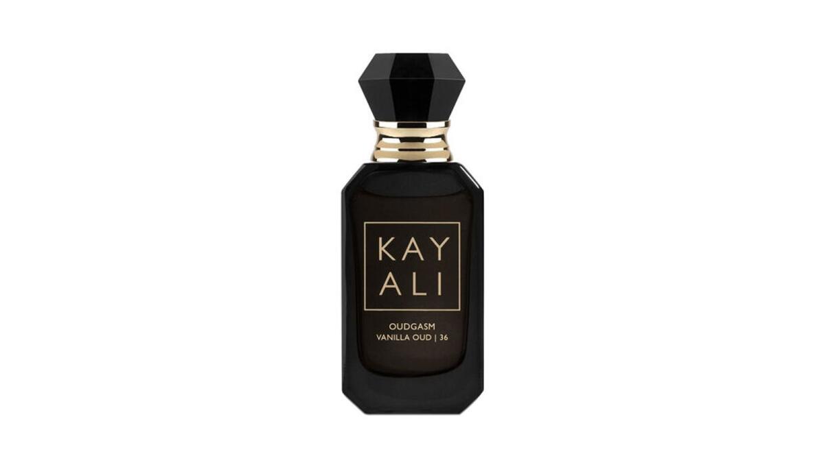 Crafted with fervor and ignited by Mona Kattan’s profound adoration for oud, KAYALI's Oudgasm is a luxurious present for both men and women. Starting from Dh143