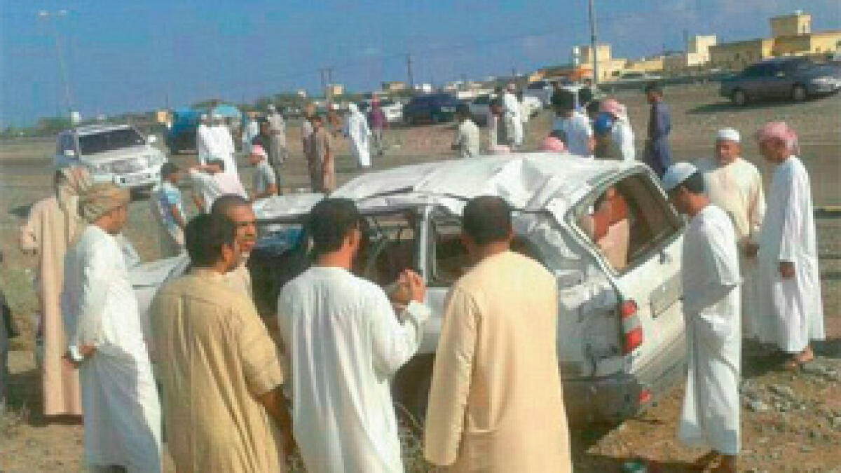 Four Emiratis die in Oman crash
