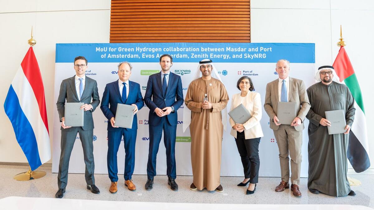 Dr Sultan Al Jaber and Wopke Hoekstra with the signatories. - WAM