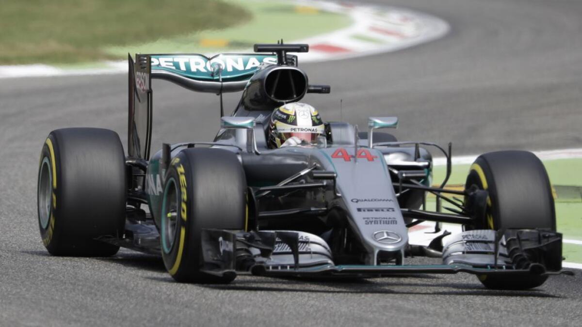 Mercedes rivals contest F1 Championship