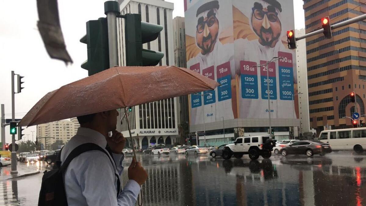 Rain disrupts daily life in Abu Dhabi (Photo by Ryan Lim/Khaleej Times)
