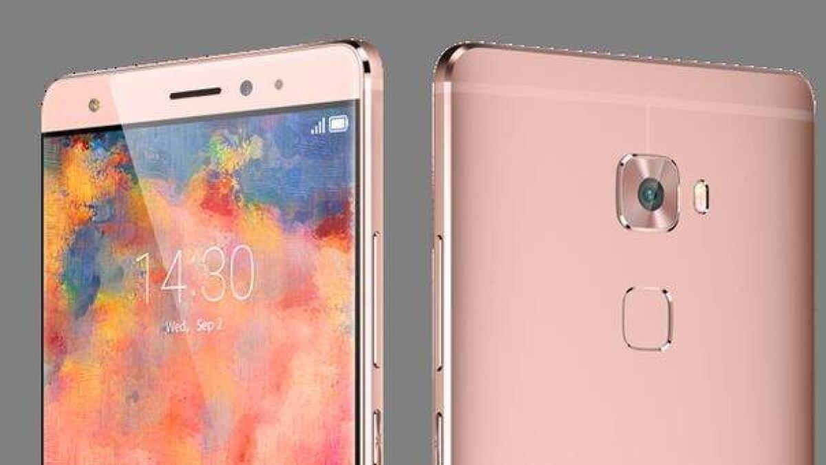 Huawei enters high-end smartphone market