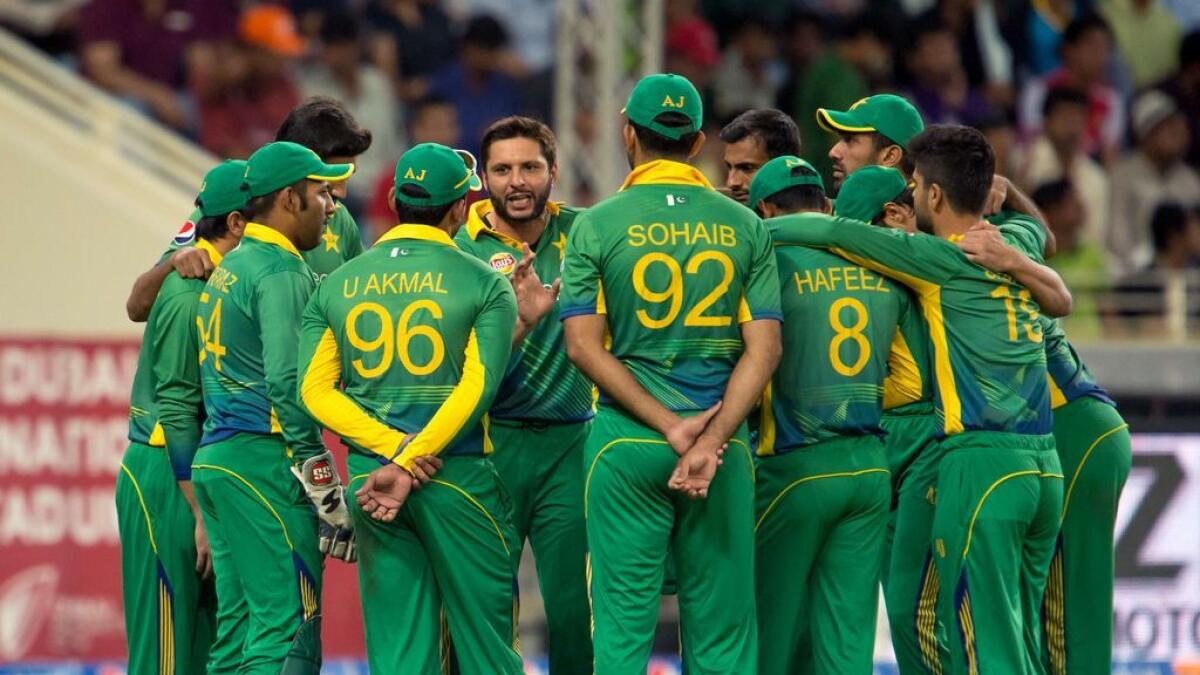 Pakistan weighed down by fielding fumbles, fitness levels