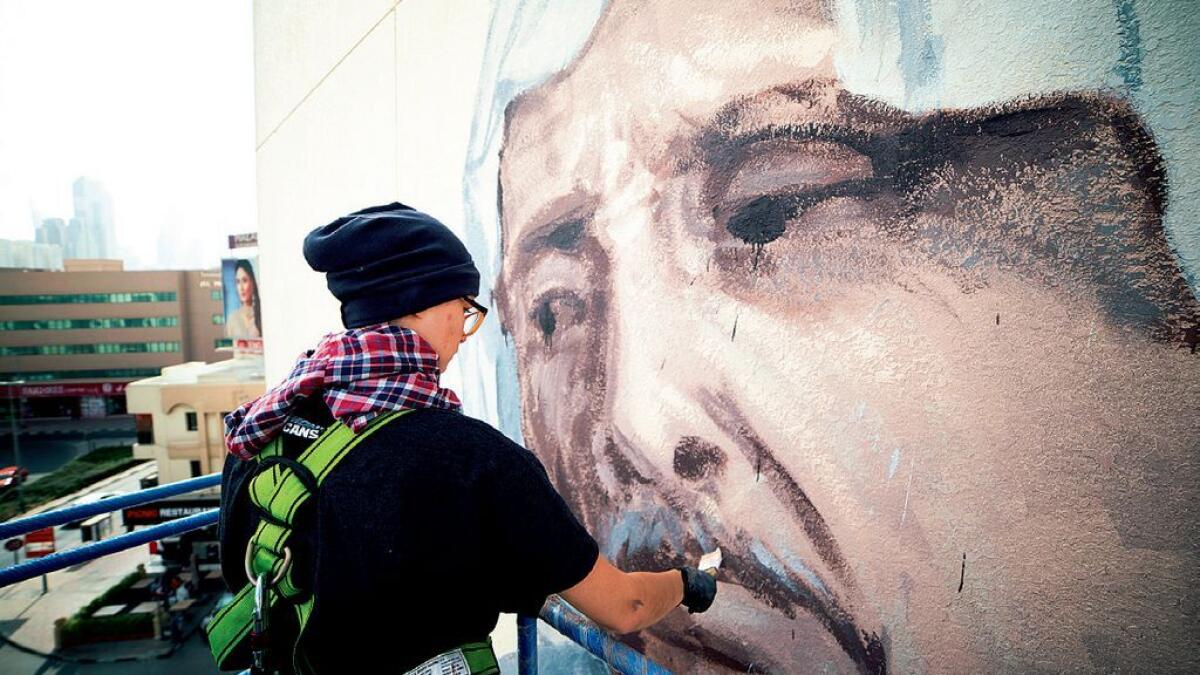 International artists paint Dubais heritage