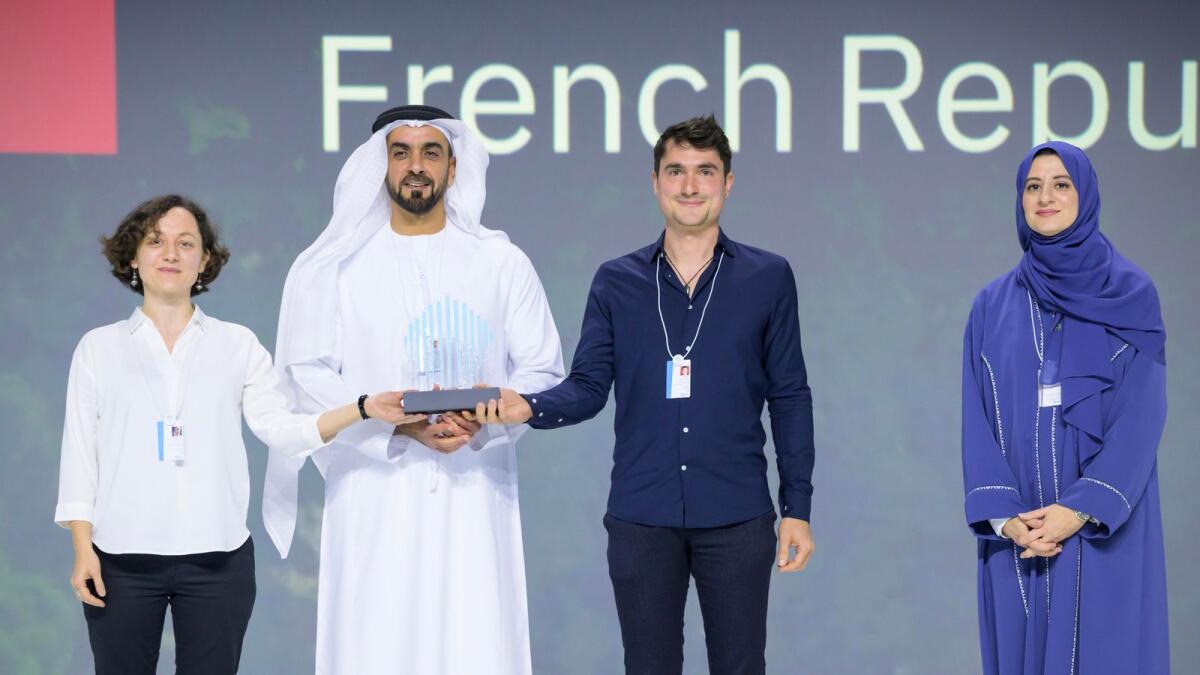 French officials receive Creative Government Innovation Award from Lt-Gen Sheikh Saif for OpenFisca project. — Wam