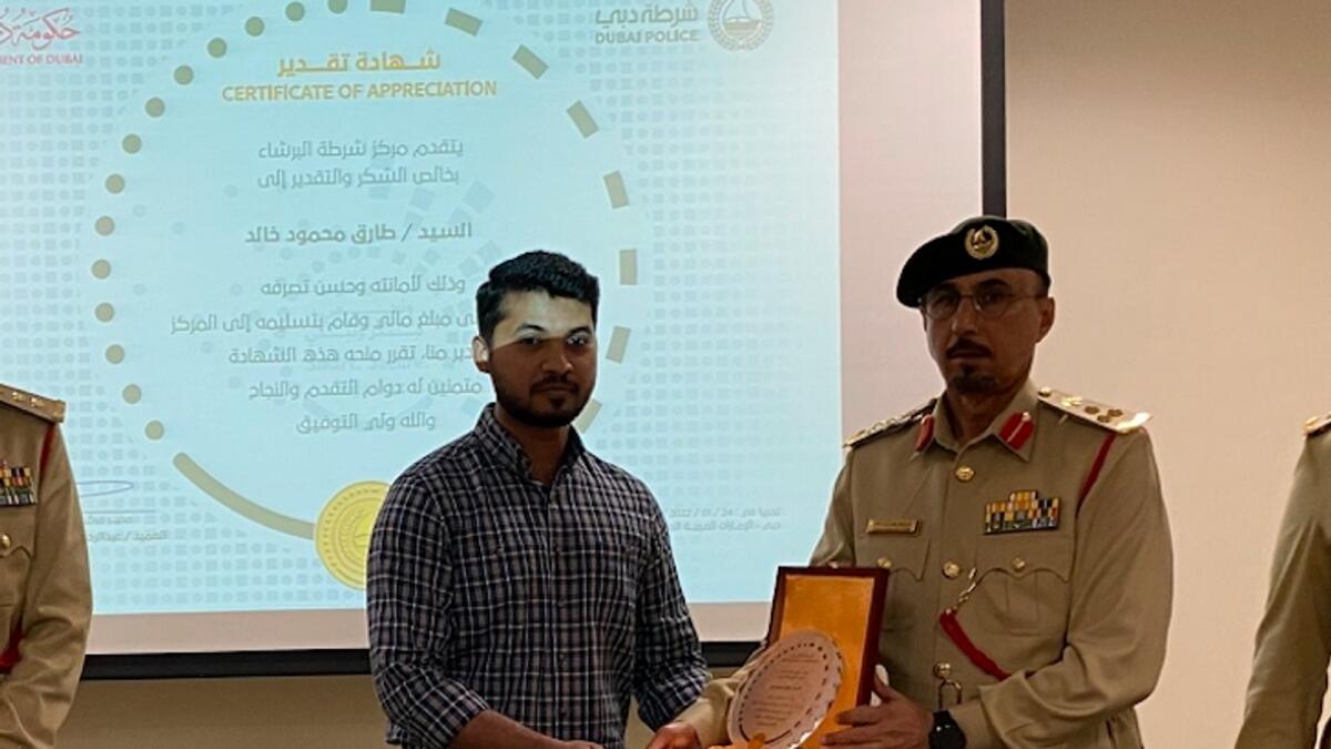 Tariq Mahmood Khalid Mahmood honoured by Dubai Police.