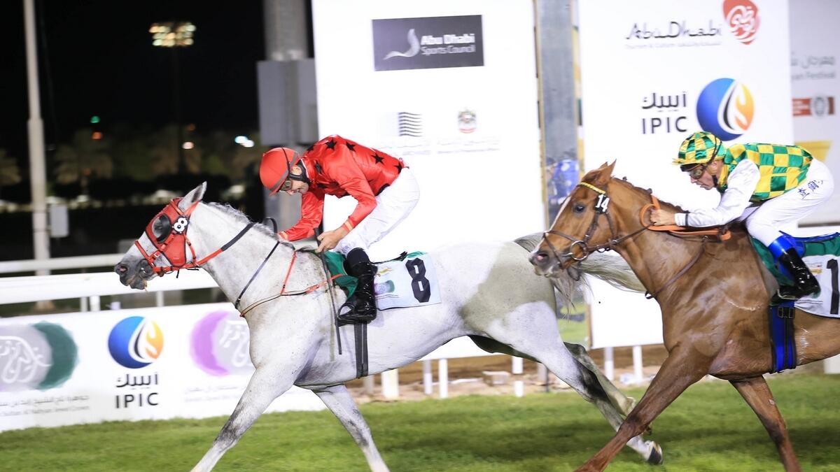 Burn looks to defend title in Abu Dhabi 