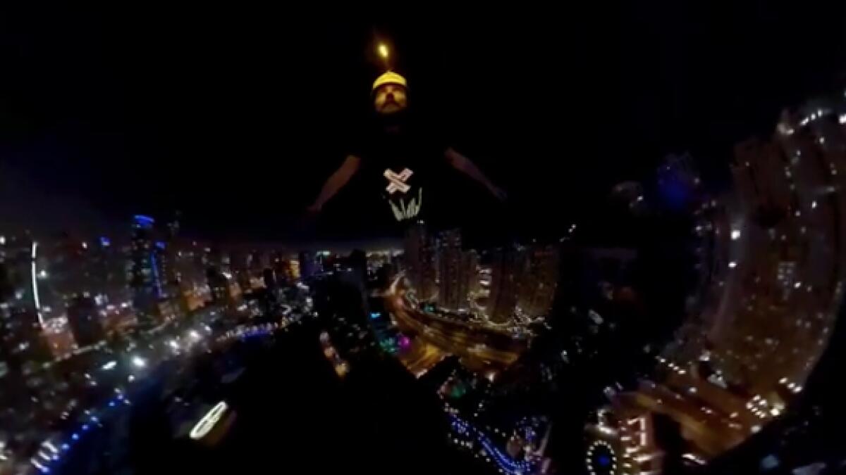 Video: Now, zip over Dubai Marina in the night during Ramadan 