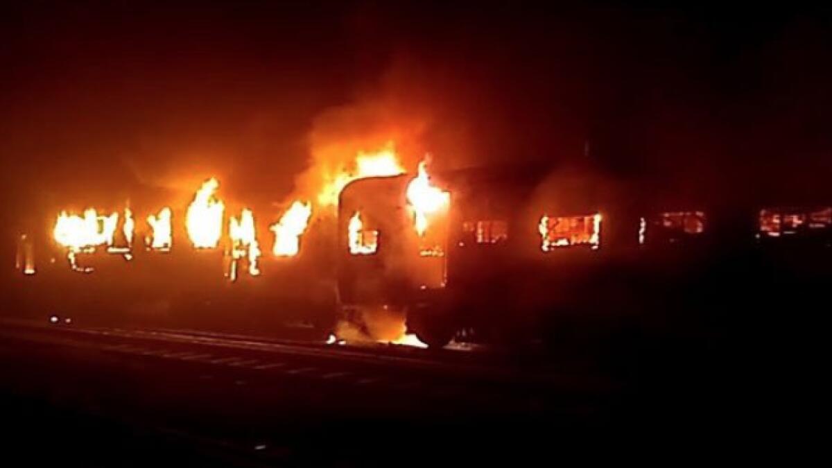 Train catches fire in Bihar, 4 coaches gutted